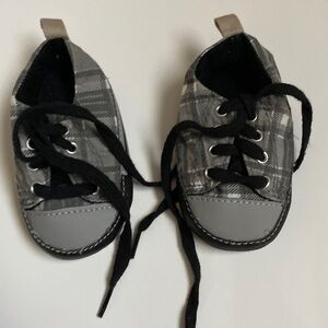 Boys, newborn, gray and black shoes with ties brand is vitamin baby